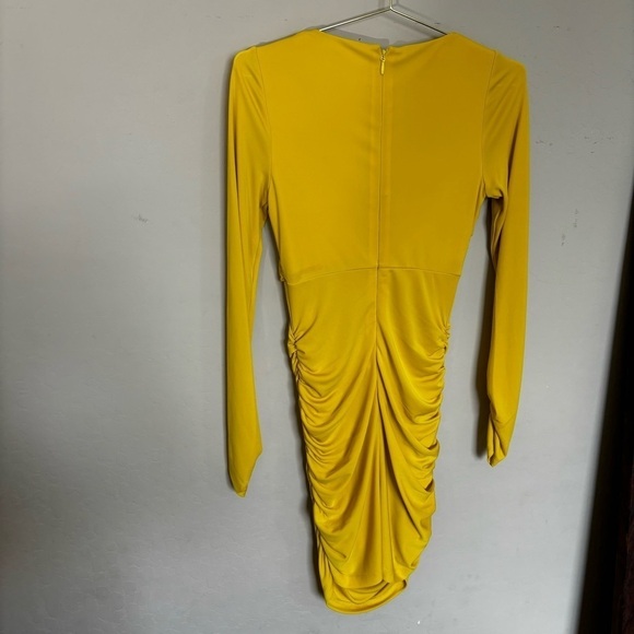 Cinq à Sept Miah Sheath Dress - Picture 12 of 13